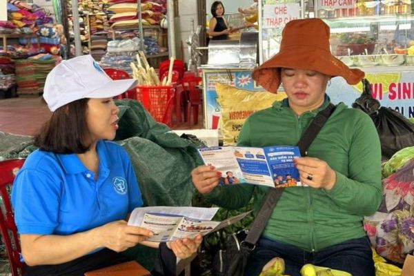 Quảng Nam: Khắc phục tình trạng chậm đóng BHXH, BHYT làm ảnh hưởng đến quyền lợi của người lao động