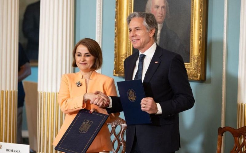 Romania và Mỹ ký thỏa thuận chống thông tin sai lệch từ nước ngoài