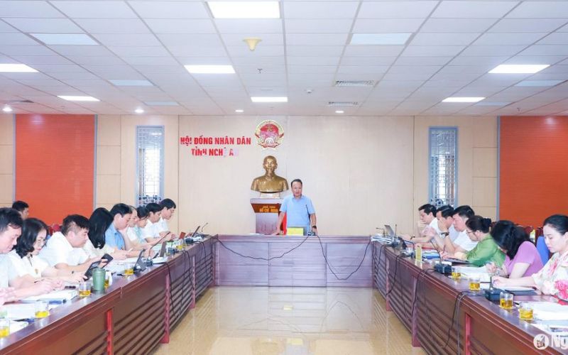 Thường trực HĐND tỉnh Nghệ An thẩm tra các báo cáo, dự thảo nghị quyết trình Kỳ họp thứ 21